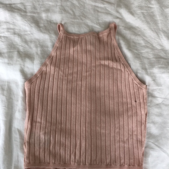 Pink halter top - Picture 3 of 3